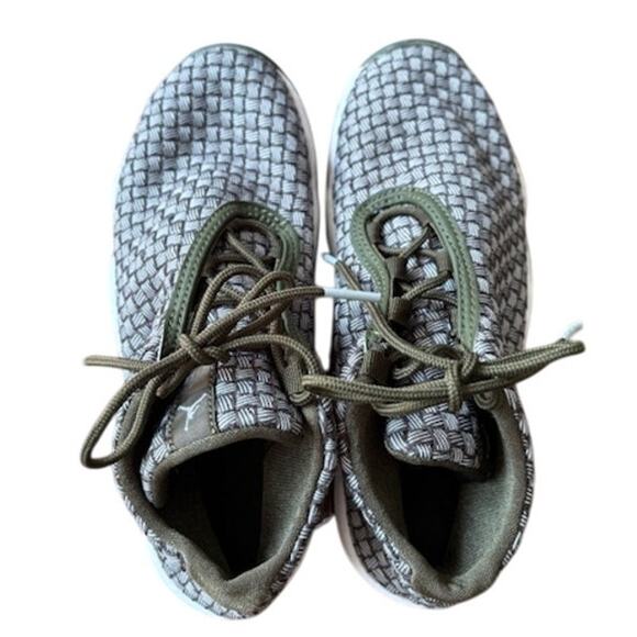 Jordan Future Mid Olive Canvas Lace Up Sneakers Size 4Y - Picture 2 of 7